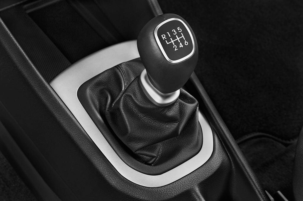 Kia Rio (Baujahr 2015) Dream-Team Edition 5 Türen Schalthebel