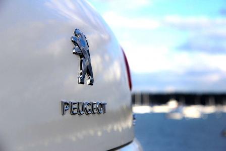 Peugeot_3008_Hybrid4_SOMMER__24_.JPG/SOM