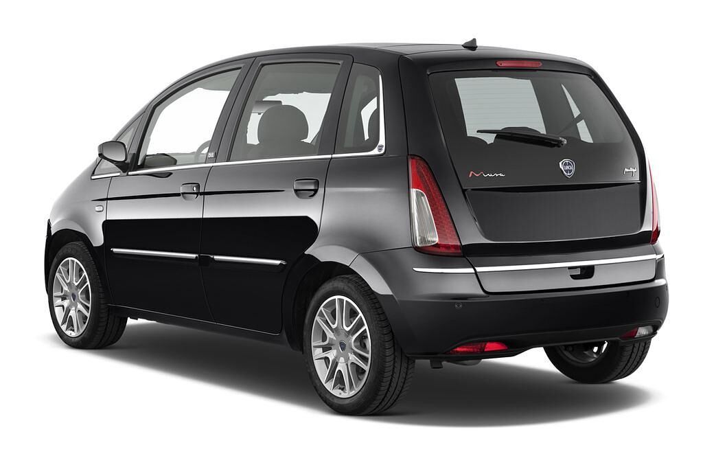 Lancia Musa (Baujahr 2010) Poltrona 5 Türen seitlich hinten