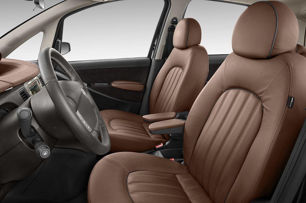 Lancia Musa (Baujahr 2010) Poltrona 5 Türen Vordersitze