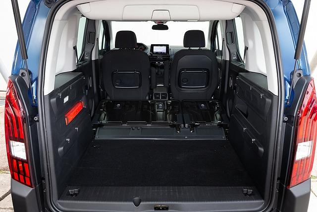 Peugeot Rifter Puretech 110 - eine elektrische Heckklappe ist nicht verfügbar