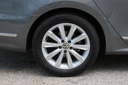 VW Passat 2.5 SEL - US-Modell 2012