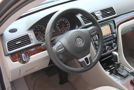 VW Passat 2.5 SEL - US-Modell 2012