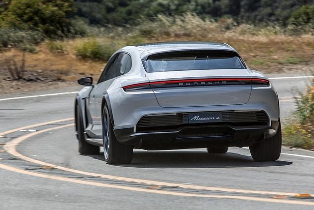 Der Schwerpunkt liegt tiefer als beim Porsche 911