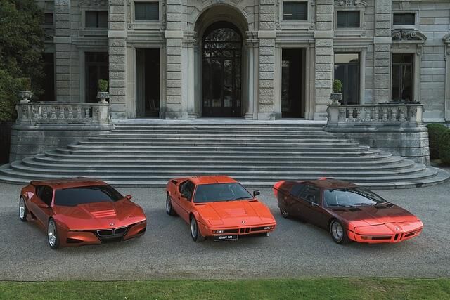 BMW M1 Hommage 2008 (links) und BMW M1 ab 1978 (Mitte) und BMW Turbo von 1972