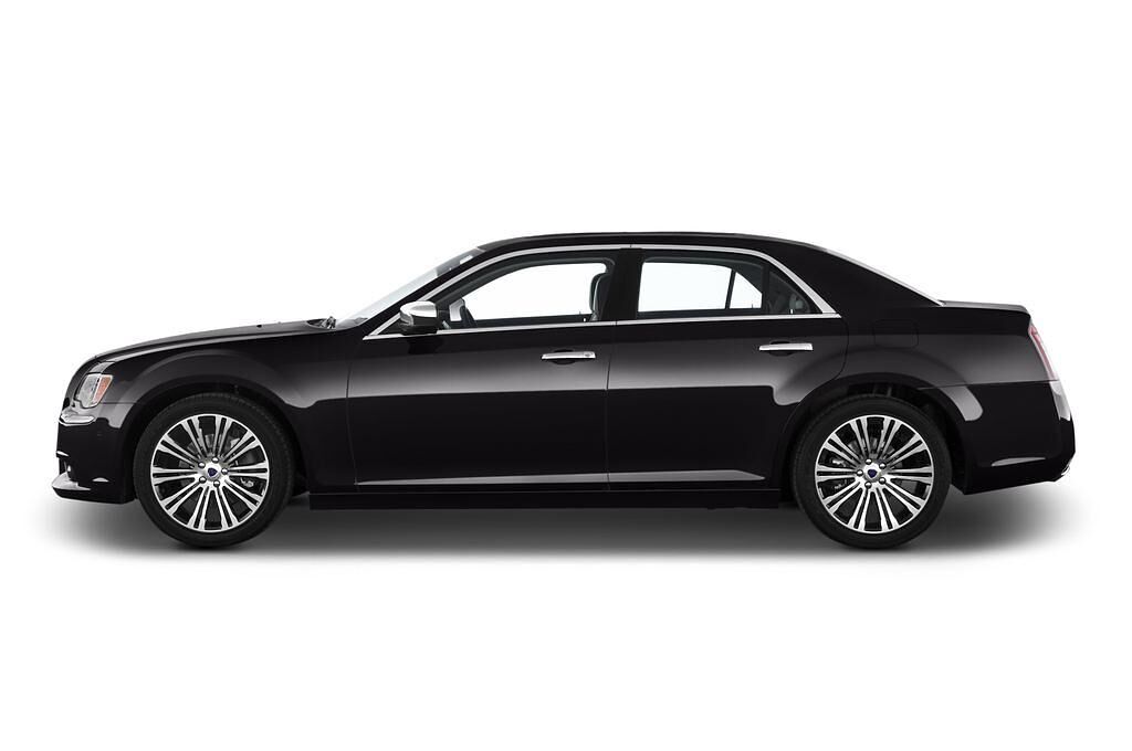 Lancia Thema (Baujahr 2011) Platinum 4 Türen Seitenansicht