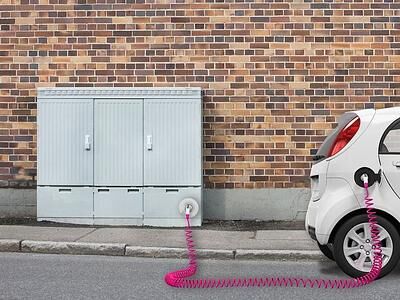 Telekom baut E-Auto-Ladenetz - Verteilerkästen zu Stromtankstellen