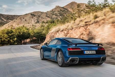 Audi R8 - Mehr Leistung und aufgefrischtes Design Audi R8 - Mehr Leistung und aufgefrischtes Design