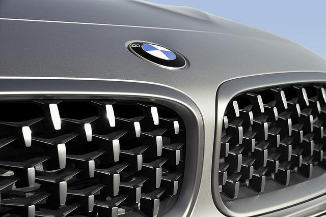Mesh-Design nennt BMW die neue Nieren-Optik beim Z4 M40i