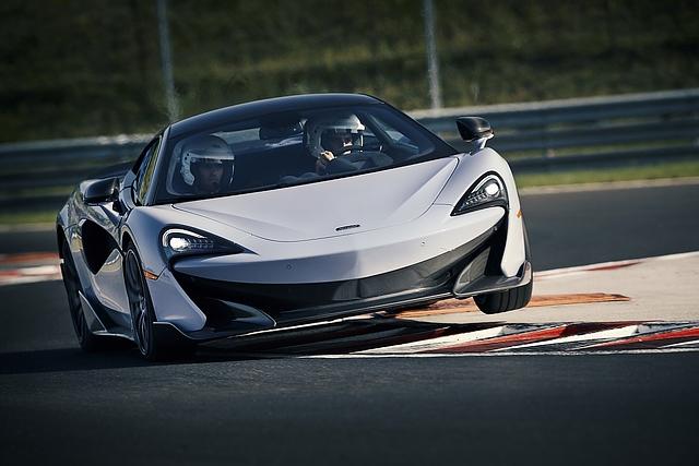 Der McLaren 600LT bleibt lange stoisch ruhig