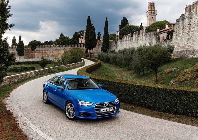 Audi A4 (1)