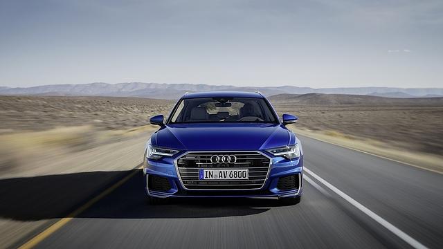 Der Audi A6 Avant 45 TFSI quattro ist 250 km/h schnell