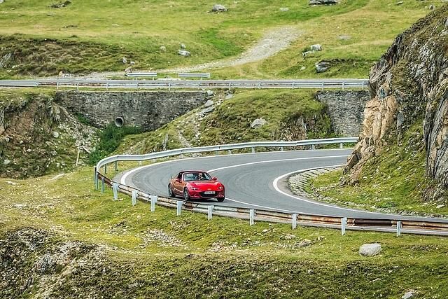 Mit dem Mazda MX-5 RF auf der Transfogarascher Hochstraße in Rumänien