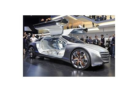 IAA 2011: Mercedes-Benz trumpft groß auf