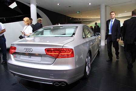 Audi S8