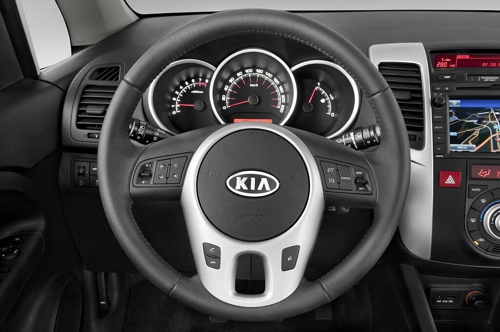 Kia Venga (Baujahr 2011) Spirit 5 Türen Lenkrad