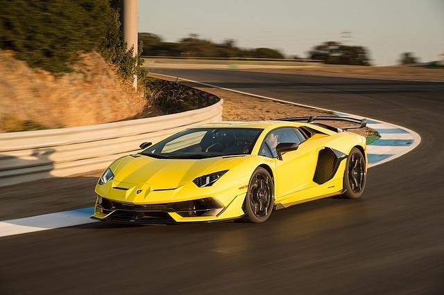 Lamborghini Aventador SVJ - das sequenzielle Getriebe stößt an seine Grenzen