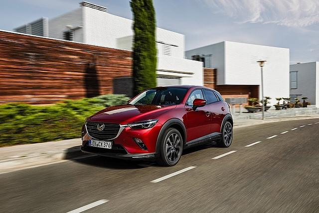 Nur wer genau hinschaut, der erkennt die optischen Veränderungen an der Front des Mazda CX-3 2019