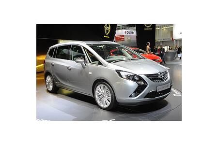 Opel hebt Zafira-Prognose an und stoppt Zwangsversetzung Opel hebt Zafira-Prognose an und stoppt Zwangsversetzung