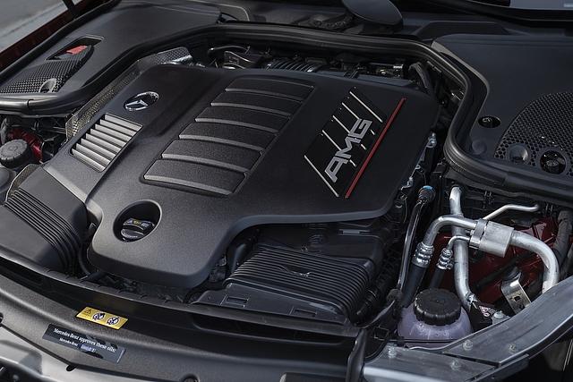 Mercedes AMG E53 4matic Cabrio - 17 kW / 22 PS und 250 Nm elektrischer Boost