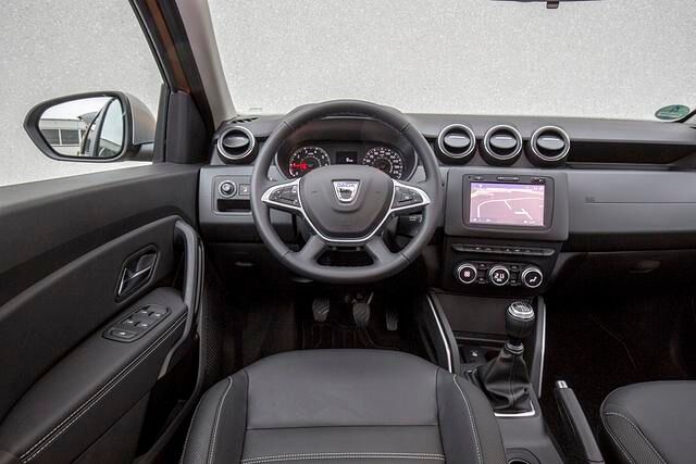 Das Cockpit wirkt nicht billig