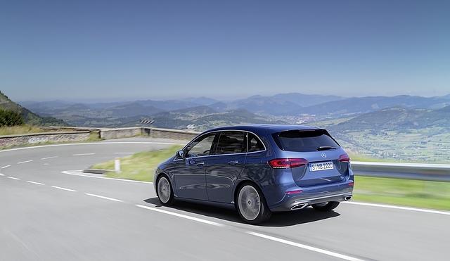 Mercedes B-Klasse - tritt gegen den BMW 2er Active Tourer an