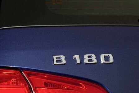 Mercedes B 180