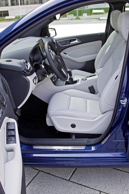 Mercedes B 180