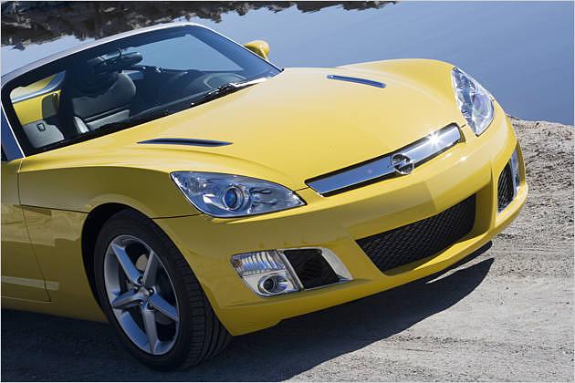 In der Sonne fühlt sich ein Roadster natürlich am wohlsten