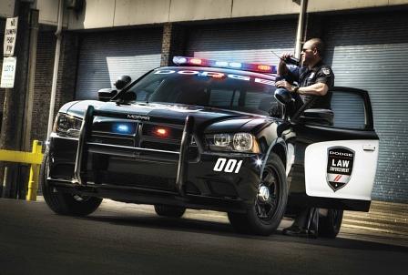Dodge Charger Pursuit Streifenwagen