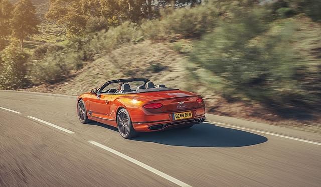 Das Bentley Continental GT Cabrio kostet 228.480 Euro