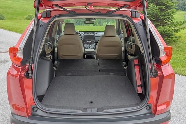 Üppig: Das Platzangebot im Kofferraum des Honda CR-V