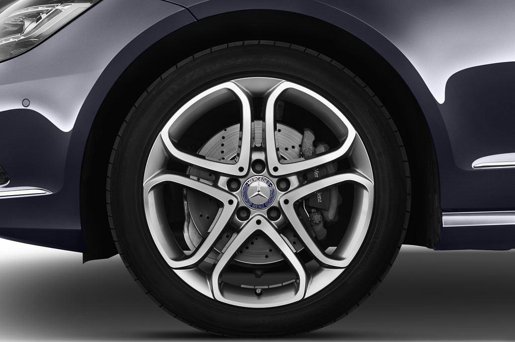 Mercedes CLS (Baujahr 2013) - 5 Türen Reifen und Felge