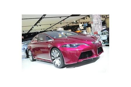 Detroit 2012: Toyota stellt Plug-in-Hybrid-Studie NS4 vor