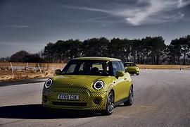 Elektrischer Mini Cooper SE - Endlich auch elektrisch