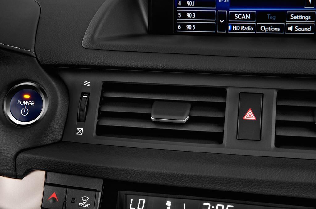 Lexus CT 200H (Baujahr 2014) Luxury Line 5 Türen Lüftung