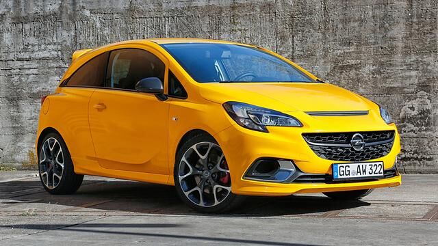 Anders als in früheren Jahren haben die Opel-Ingenieure bei aktuellen Corsa E aus Kostengründen allerdings keinen besonderen leistungsstarken Motor implantiert