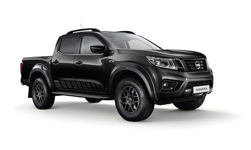 Nissan Navara N-Guard AT32 - Der steht über den Dingen