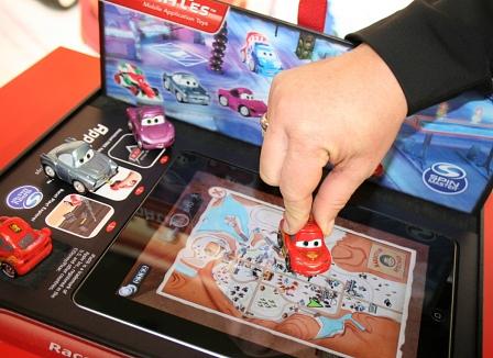 Spielwarenmesse Nürnberg: Spielzeugautos für Tablet PCs