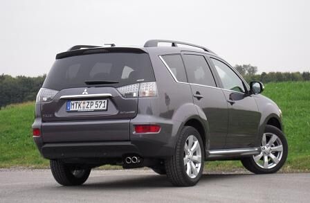 Mitsubishi Outlander, Vorgängermodell
