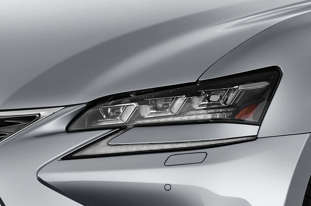 Lexus GS (Baujahr 2016) F Sport 4 Türen Scheinwerfer