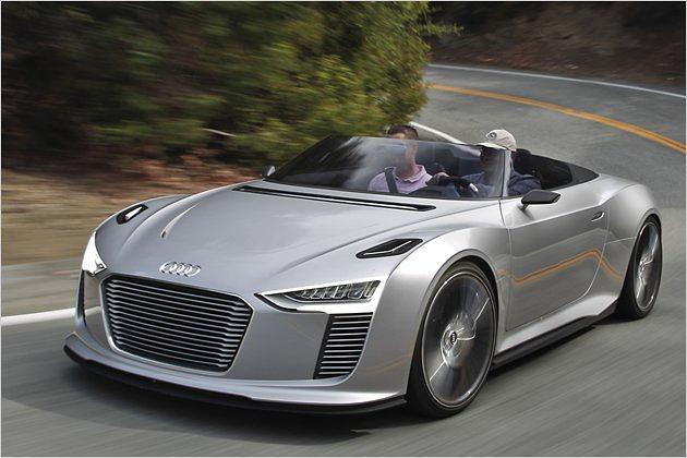 Kompakter Sportwagen aus der Zukunft: Audi e-tron Spyder