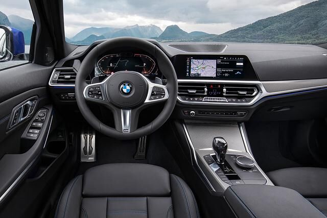 In puncto Fahrerassistenz fährt der neue Dreier ganz vorn mit