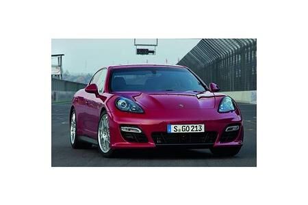LA Auto Show 2011: Panamera GTS, Viertürer auf legendären Spuren