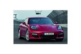 LA Auto Show 2011: Panamera GTS, Viertürer auf legendären Spuren