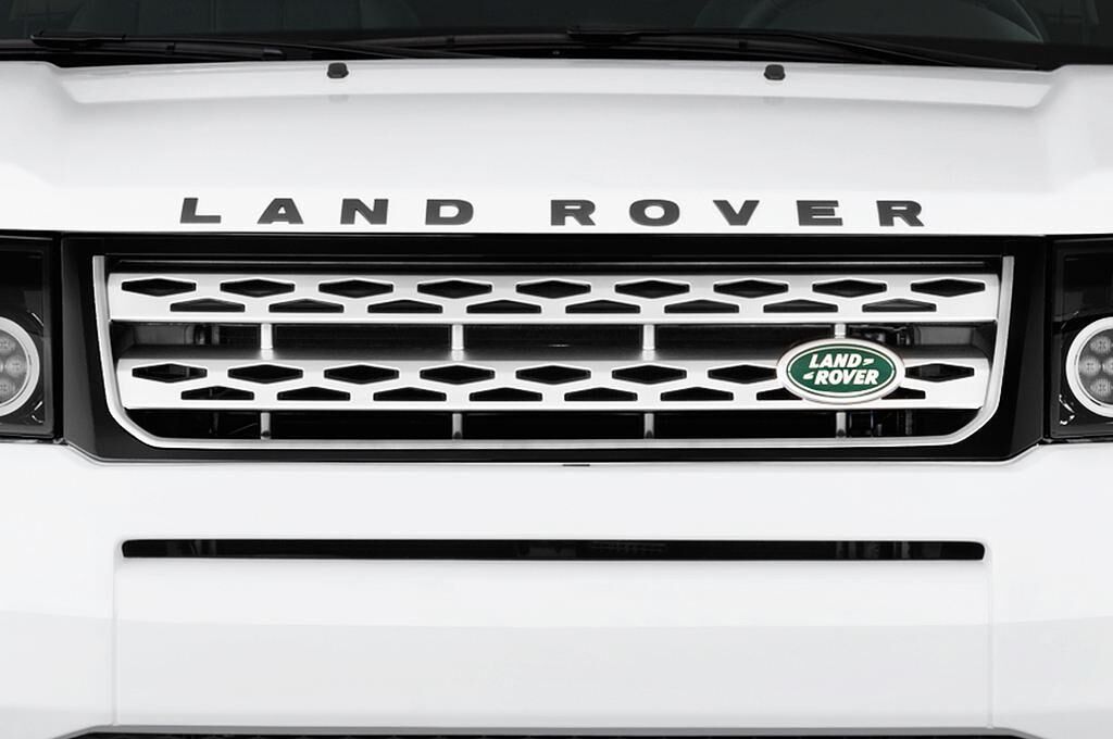 Land Rover Freelander 2 (Baujahr 2013) SE 5 Türen Kühlergrill und Scheinwerfer