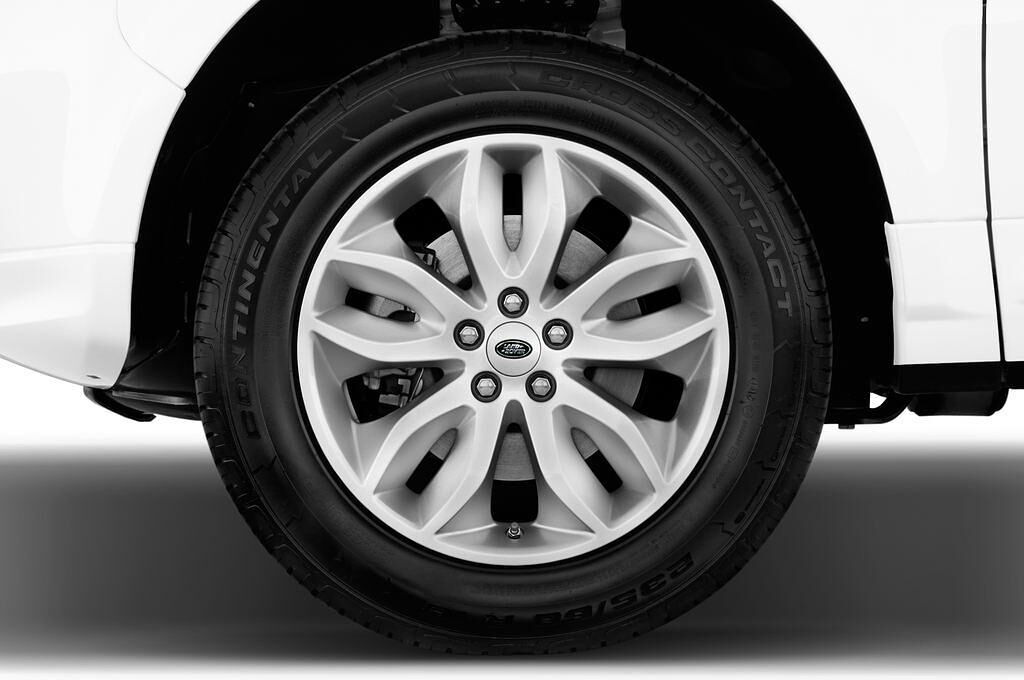 Land Rover Freelander 2 (Baujahr 2013) SE 5 Türen Reifen und Felge