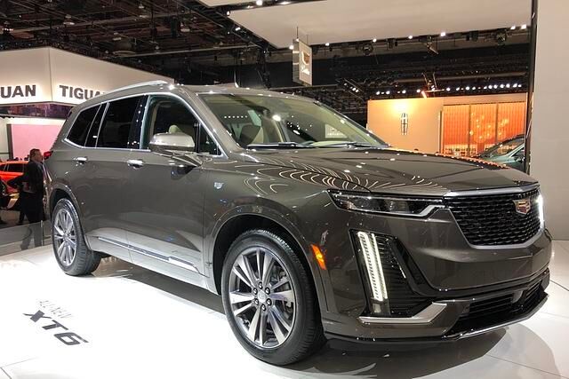 Mit dem XT6 erweitern die Amerikaner ihre SUV-Palette und zwängen einen weiteren Hochbeiner zwischen XT5 und Escalade
