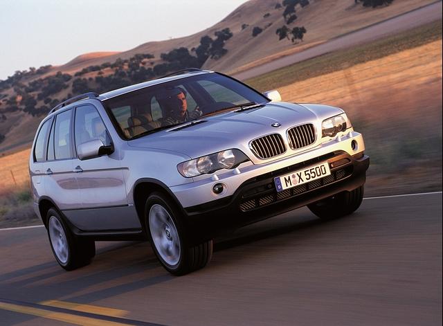 Ab dem Frühjahr 2000 bot BMW mit dem X5 sein erstes SUV-Modell in Deutschland an