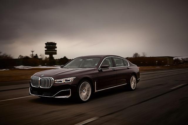 BMW 745e PHV 2019